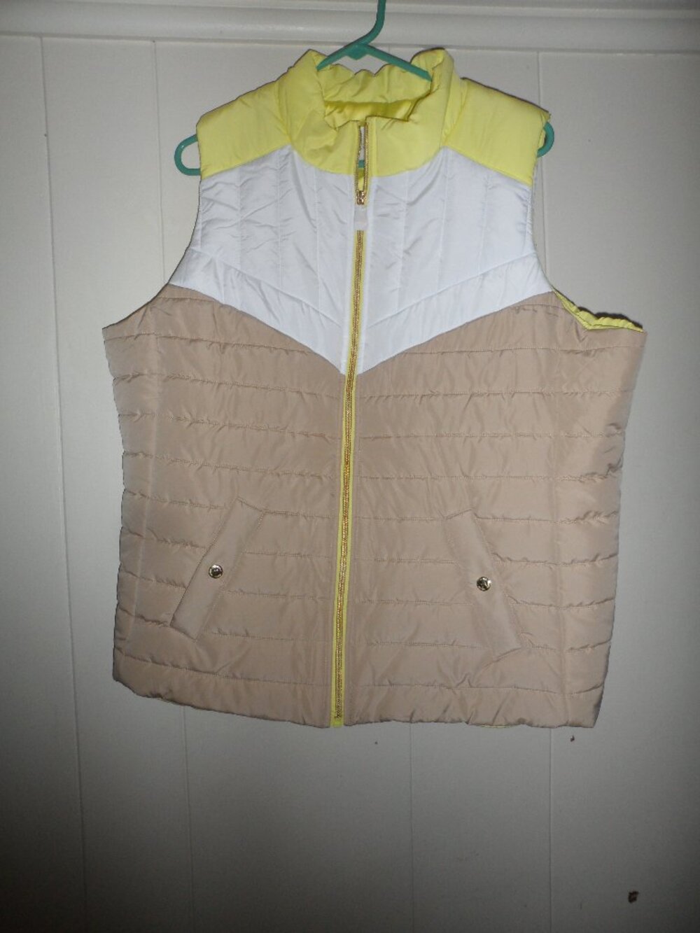 Isaac Mizrahi Live Clubhouse Color Block Quilted Vest